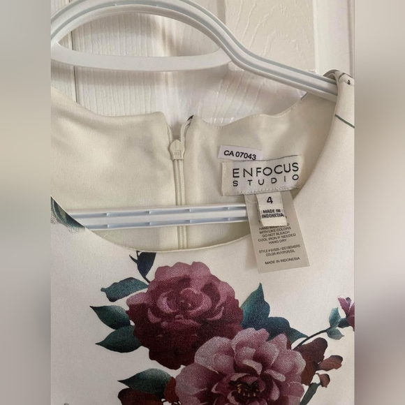 Floral Dress - Picture 2 of 2